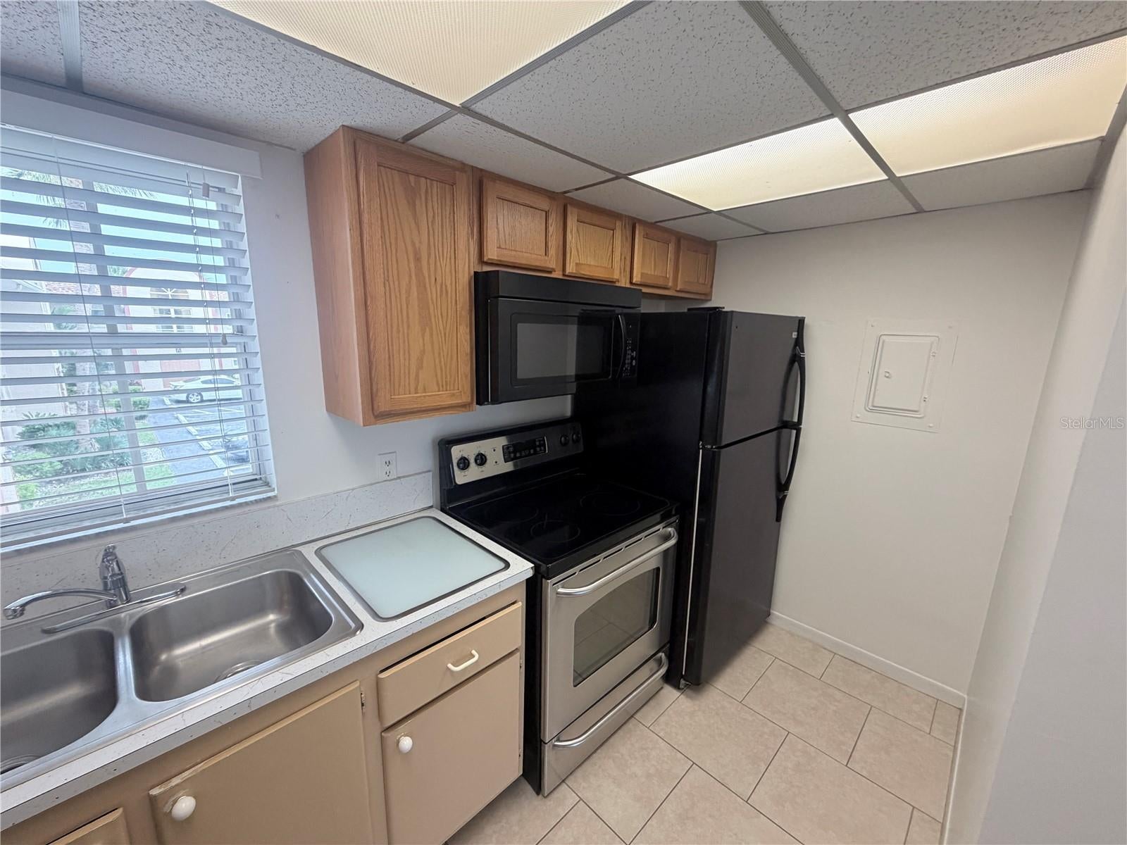 2727 75TH STREET W 7A15