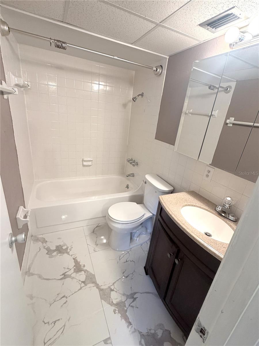 2727 75TH STREET W 7A15