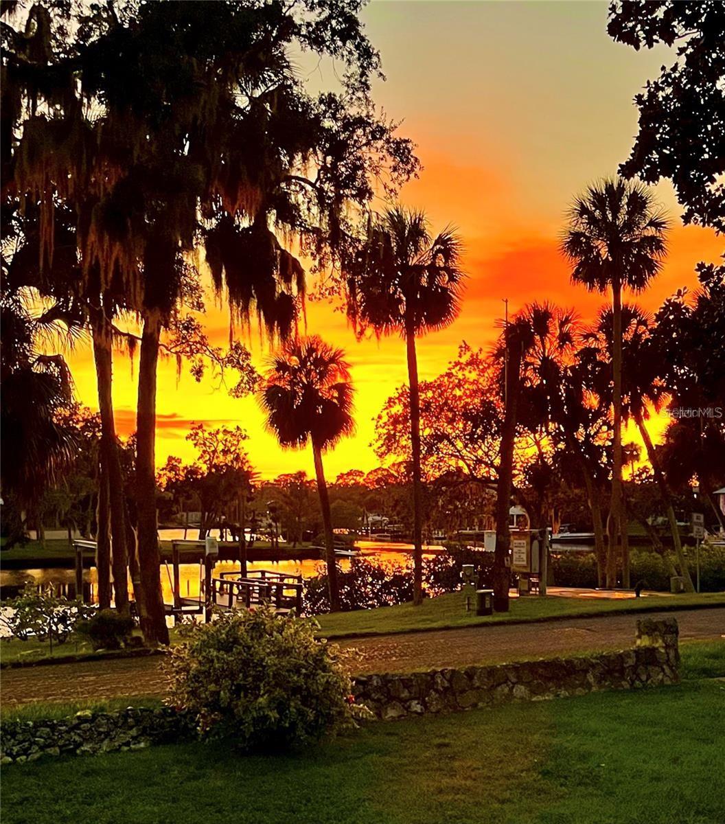 7342 GRAND BOULEVARD