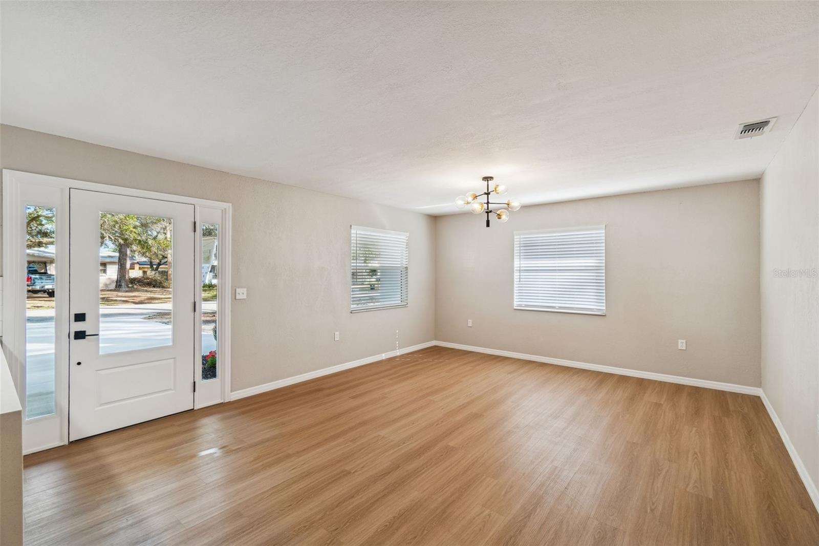 GULF COAST ESTATES - Residential