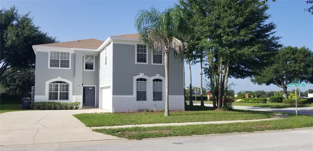 Photo of 103 Riggs Circle, Davenport, FL 33897 (MLS # O6428437)