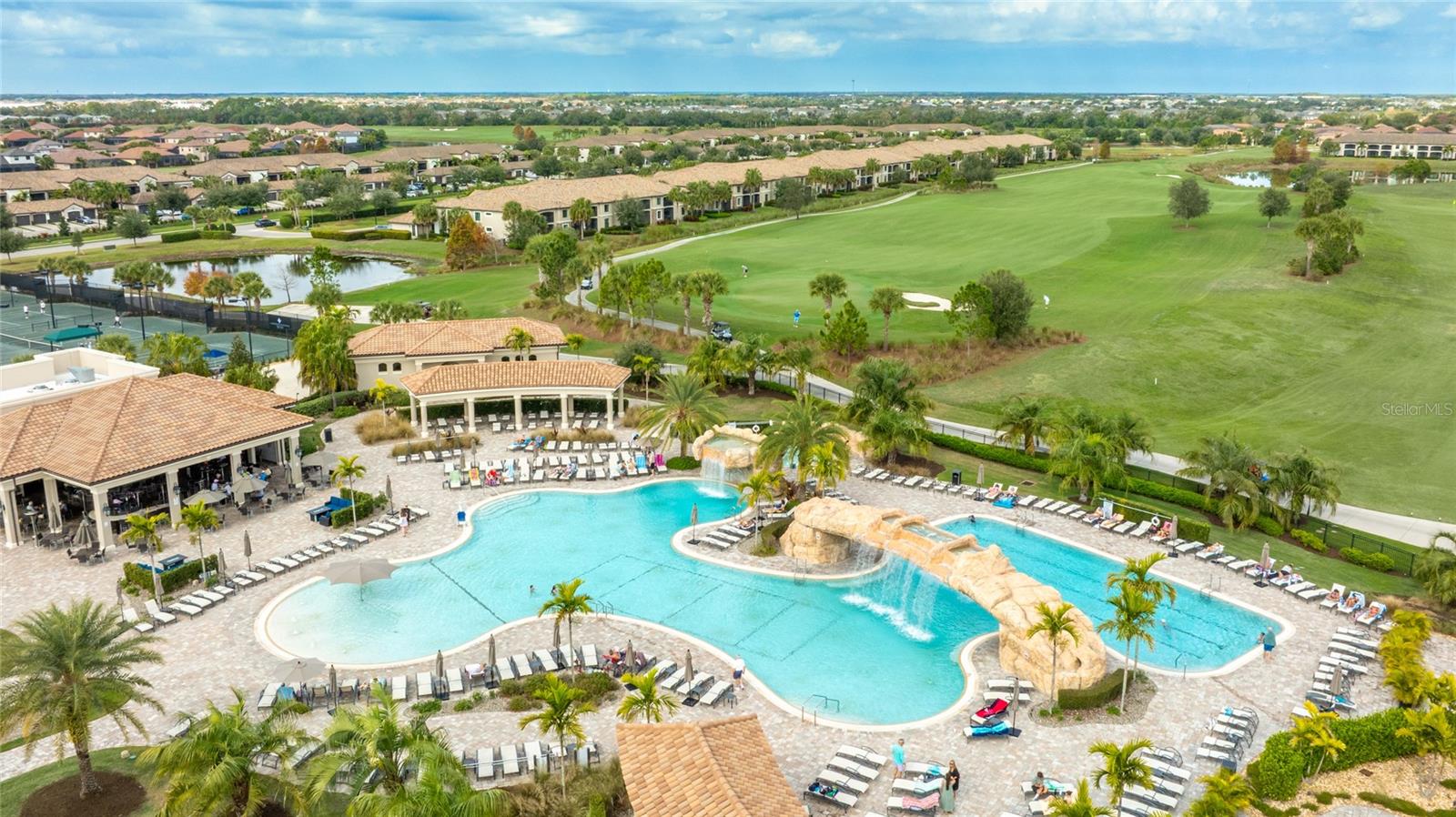 VERANDA VI AT LAKEWOOD NATIONAL PH III - Residential