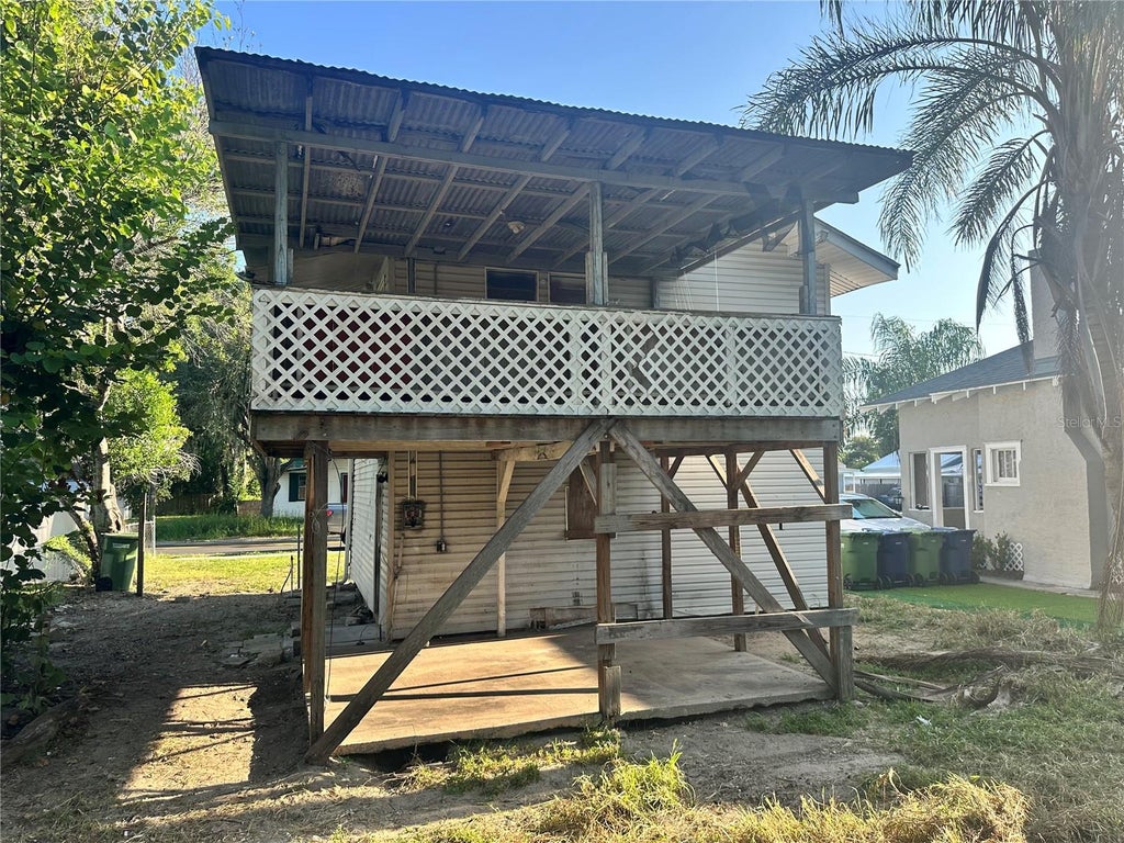 Photo of 212 Avenue F SE, Winter Haven, FL 33880 (MLS # P4939599)