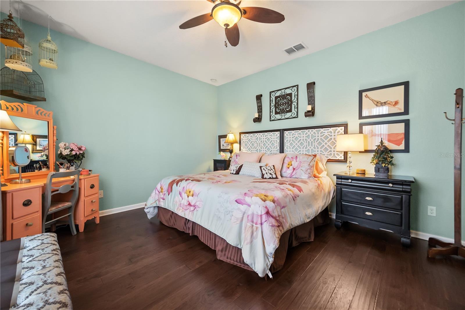 LAKE SAWYER SOUTH PH 01 - Residential