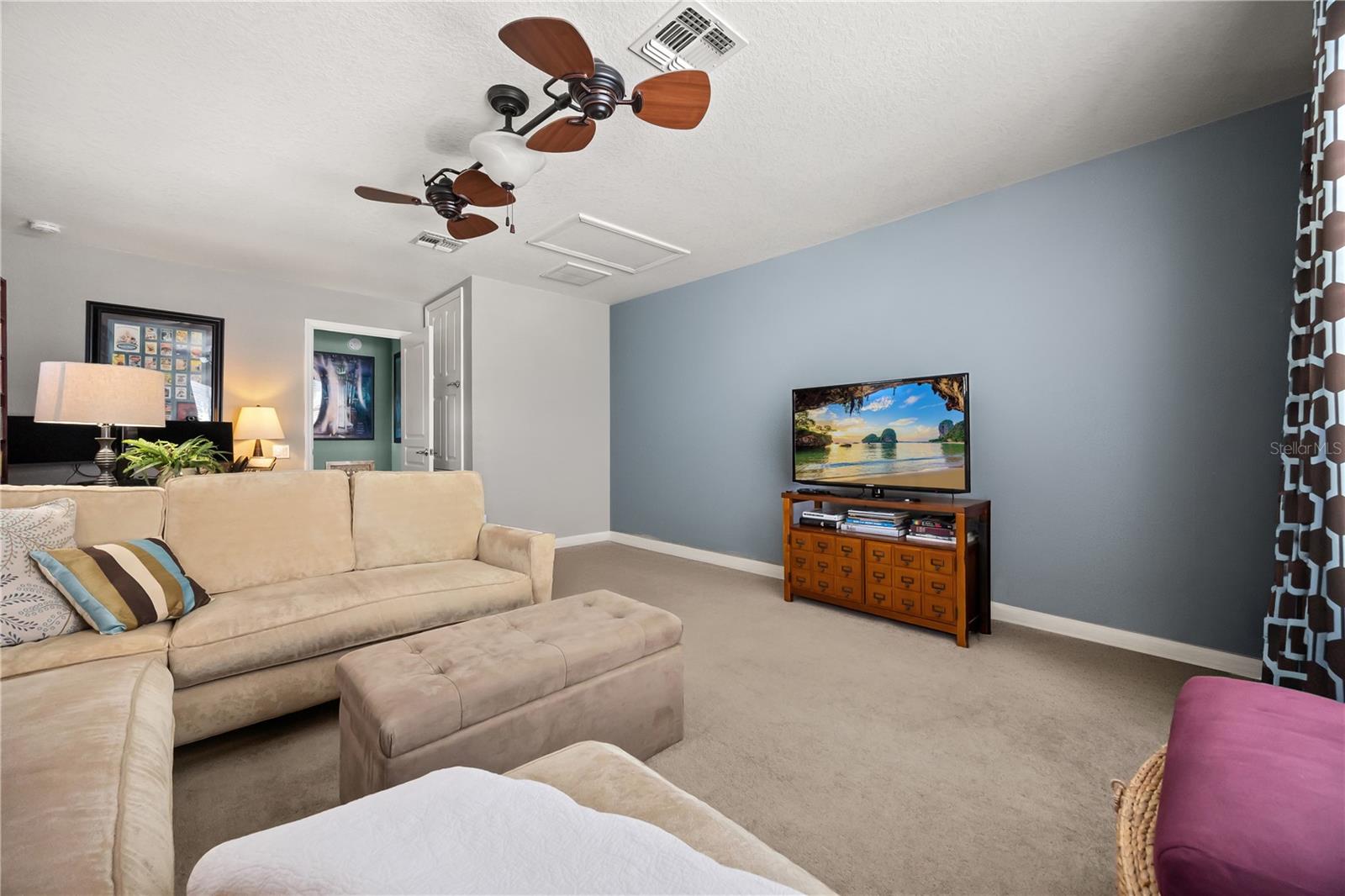 LAKE SAWYER SOUTH PH 01 - Residential