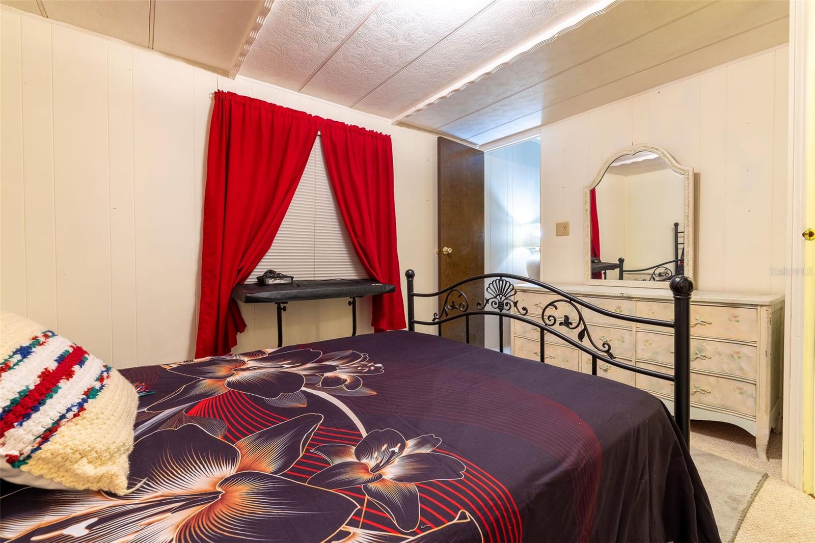 SILVER LAKES ACRES UN 01 - Residential