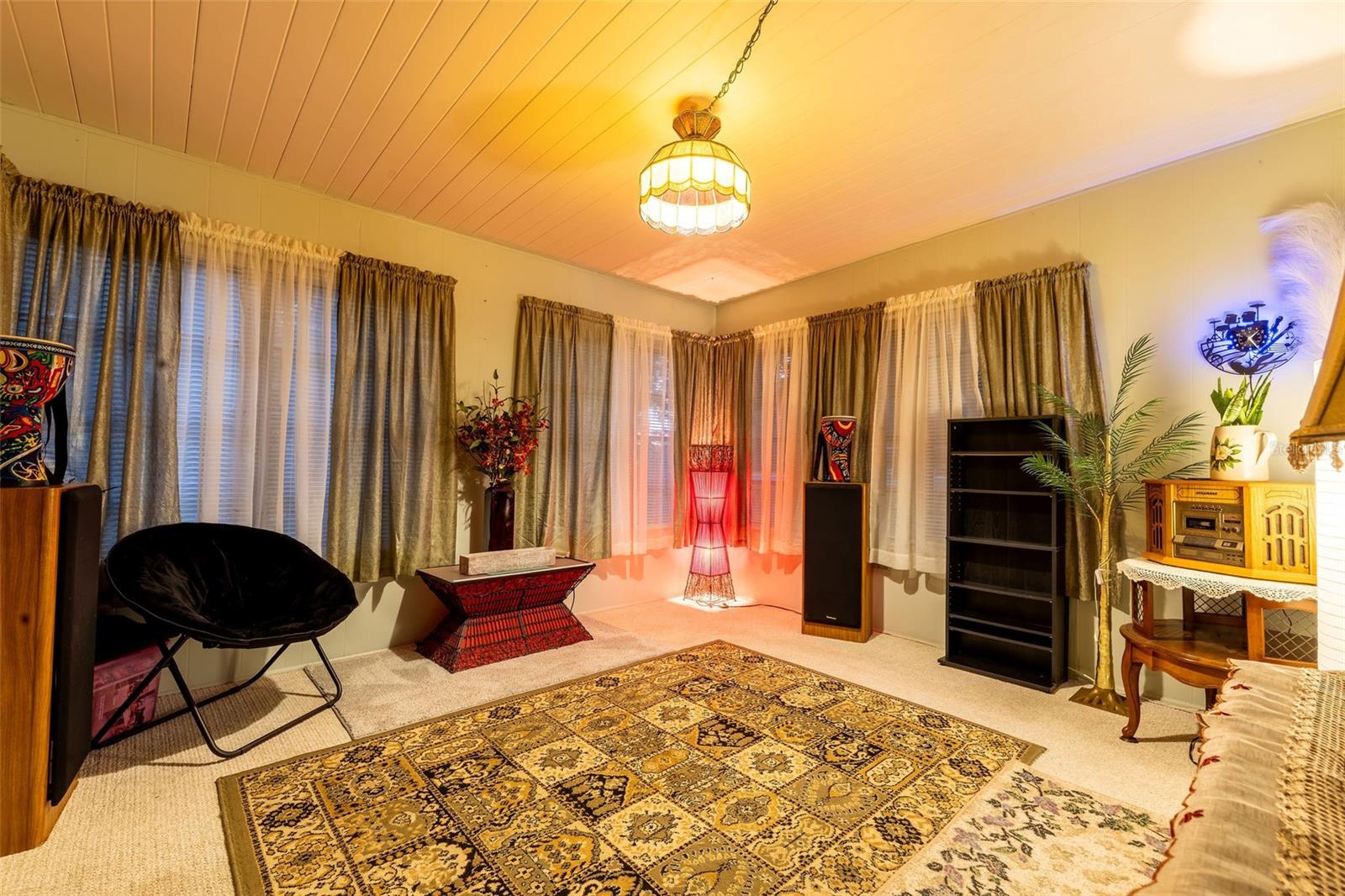 SILVER LAKES ACRES UN 01 - Residential