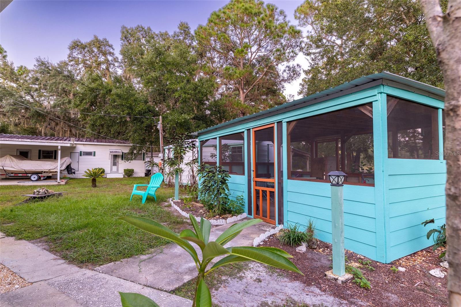 SILVER LAKES ACRES UN 01 - Residential