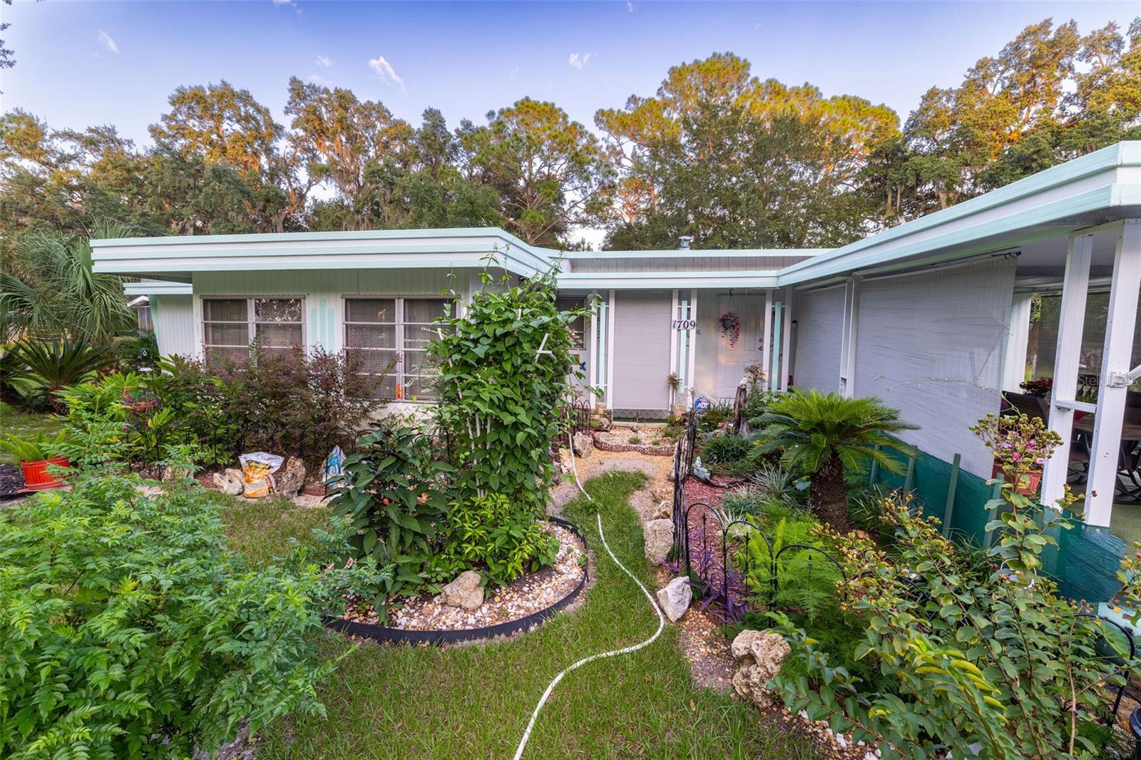 SILVER LAKES ACRES UN 01 - Residential