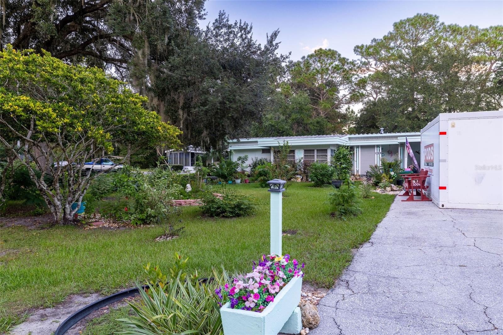 SILVER LAKES ACRES UN 01 - Residential