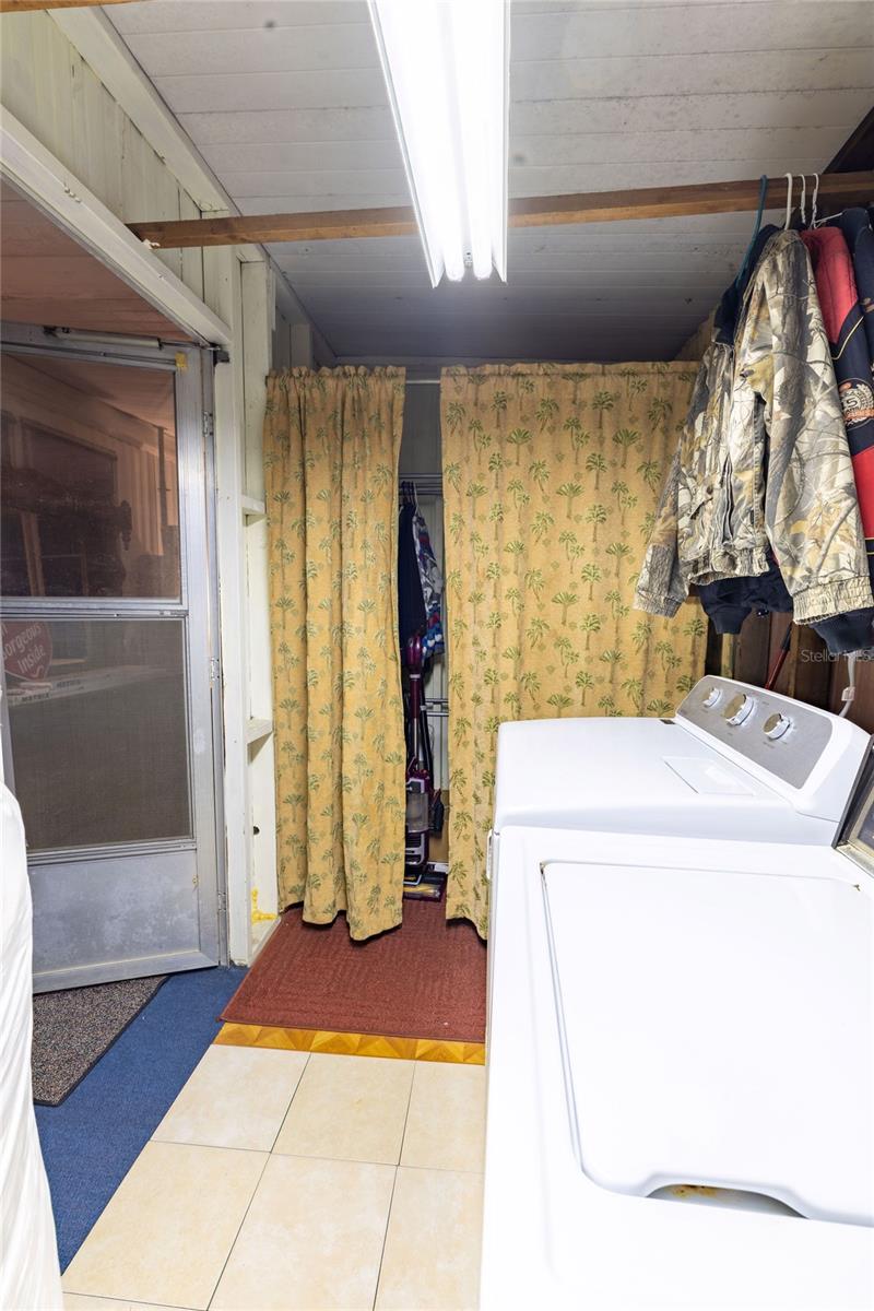 SILVER LAKES ACRES UN 01 - Residential