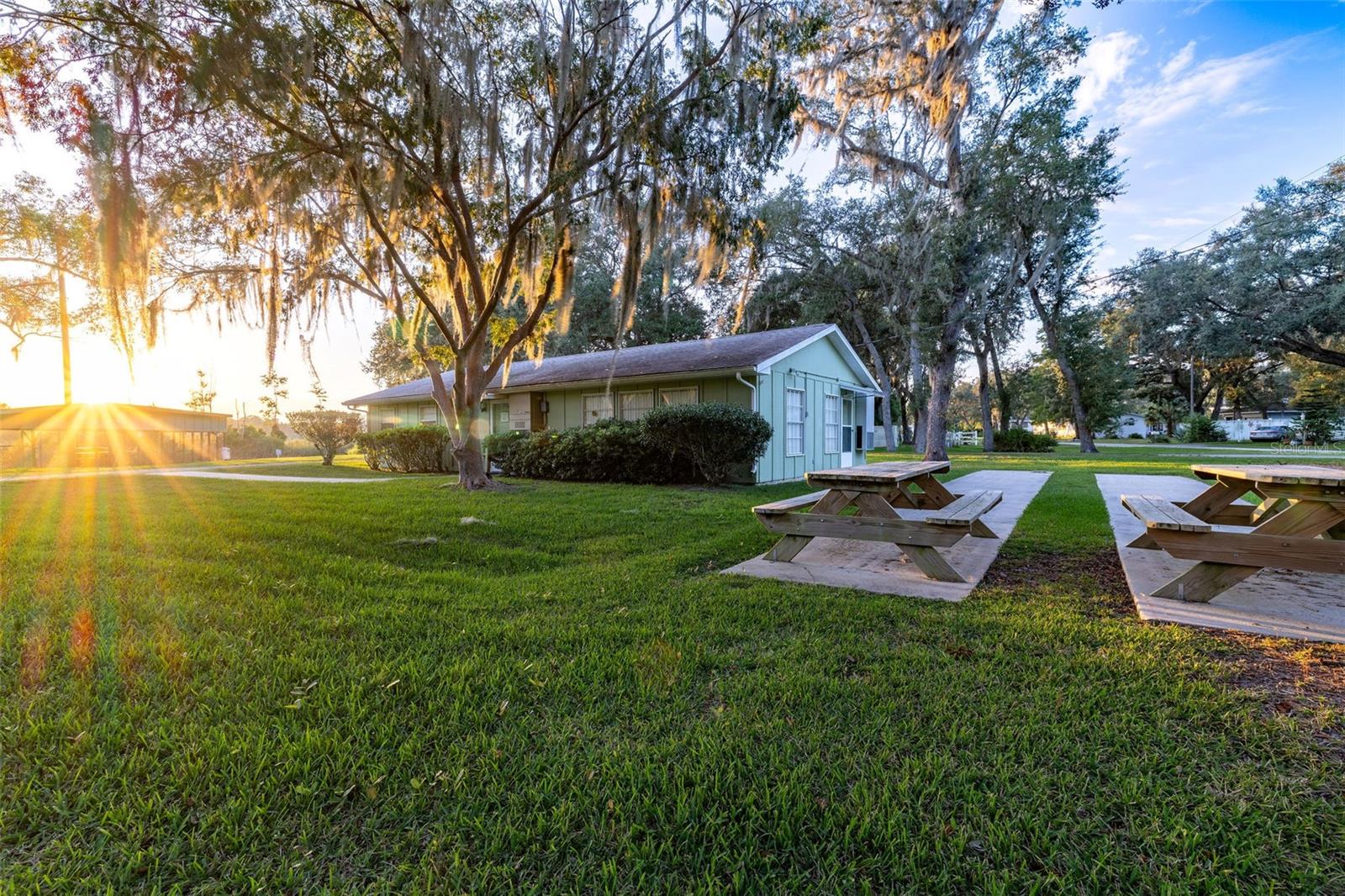 SILVER LAKES ACRES UN 01 - Residential