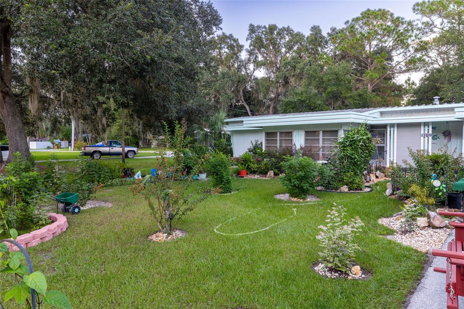 SILVER LAKES ACRES UN 01 - Residential