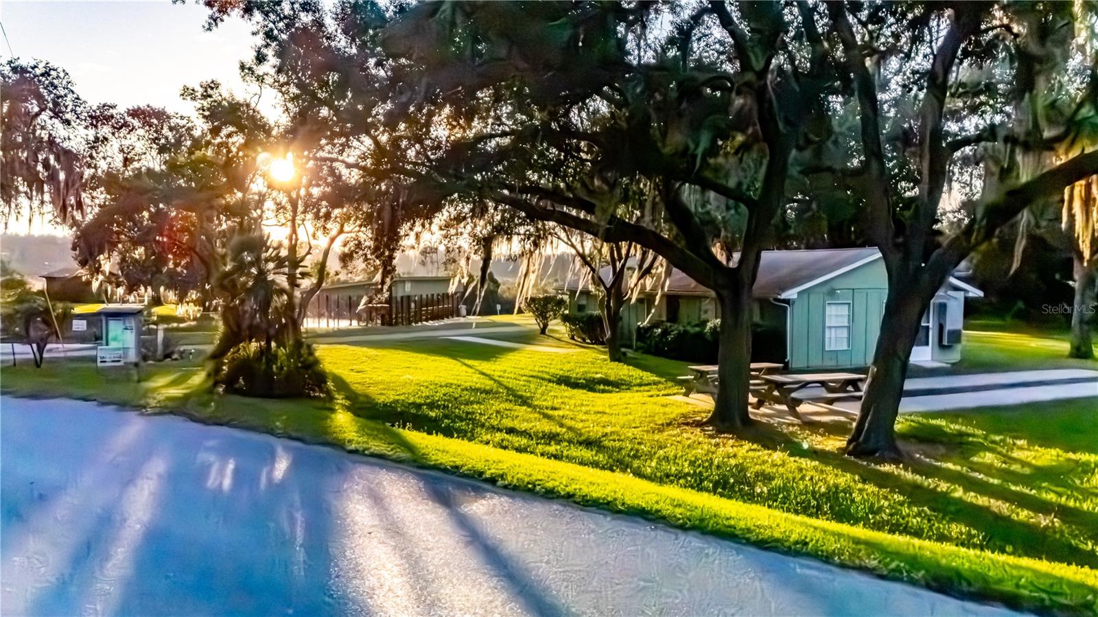 SILVER LAKES ACRES UN 01 - Residential