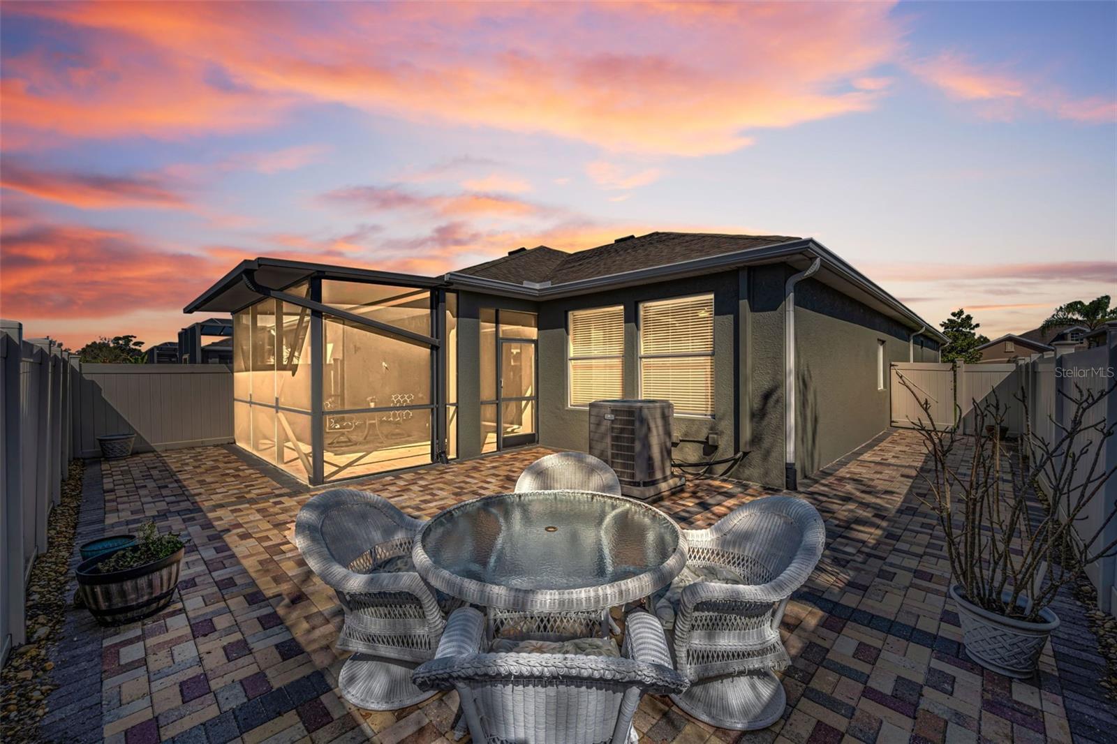 GULFWINDS - Residential