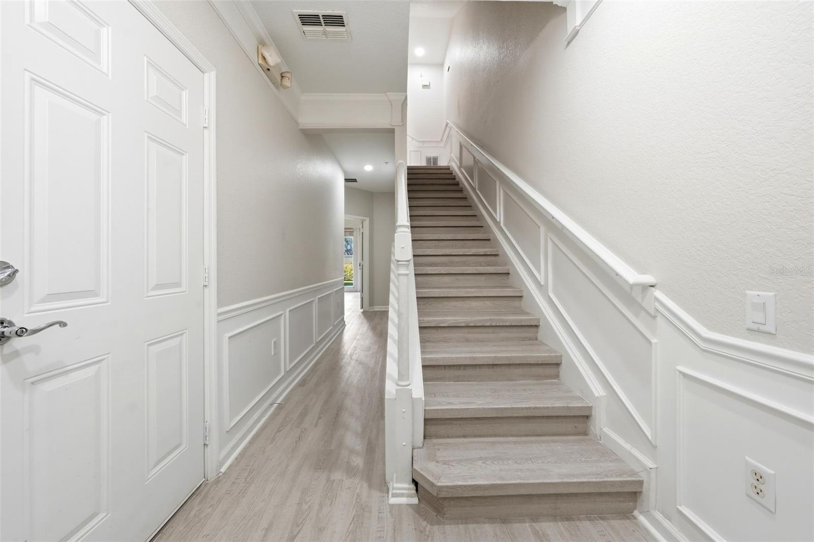 BAYSHORE AT VISTA CAY AT HARBOR SQUARE CONDO PH 21 - Residential