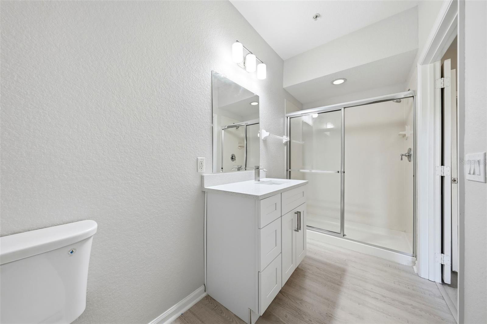 BAYSHORE AT VISTA CAY AT HARBOR SQUARE CONDO PH 21 - Residential