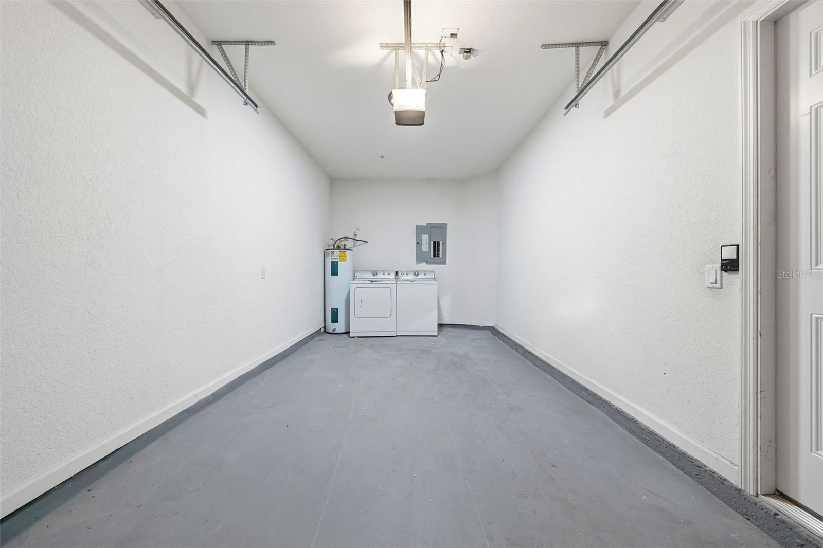 BAYSHORE AT VISTA CAY AT HARBOR SQUARE CONDO PH 21 - Residential