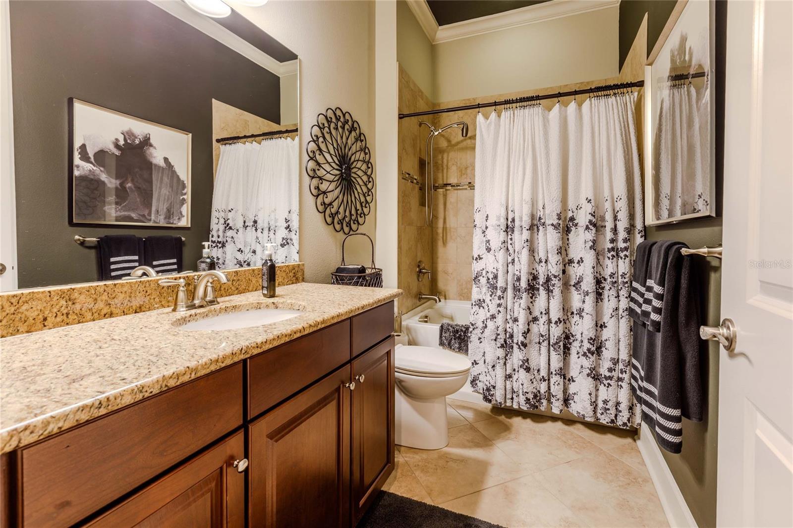 ARTISAN LAKES ESPLANADE PH I SP A-D - Residential