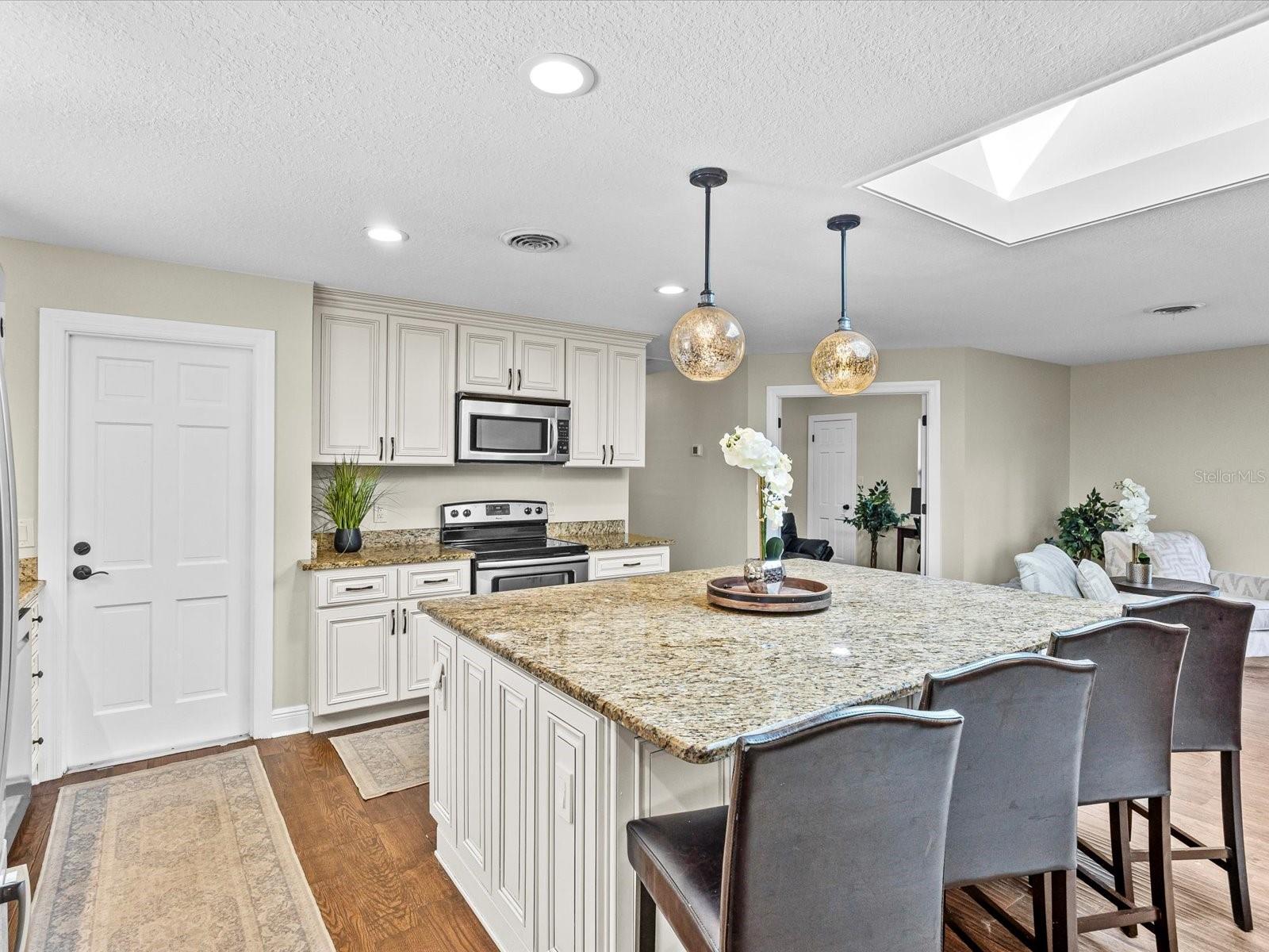 630 SAINT DUNSTAN WAY