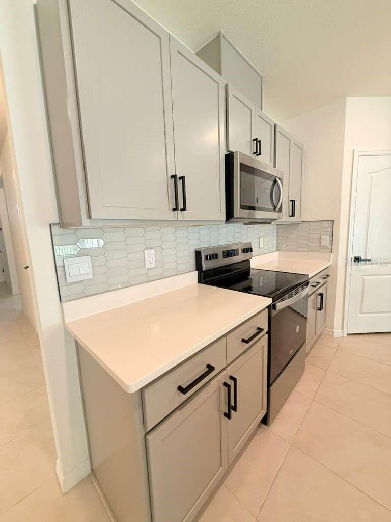 HAMMOCK RESERVE PH 4 - Residential Lease