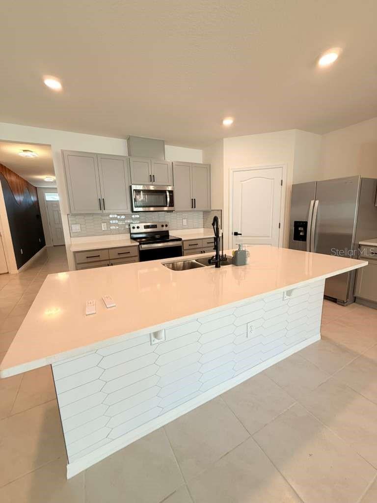 HAMMOCK RESERVE PH 4 - Residential Lease