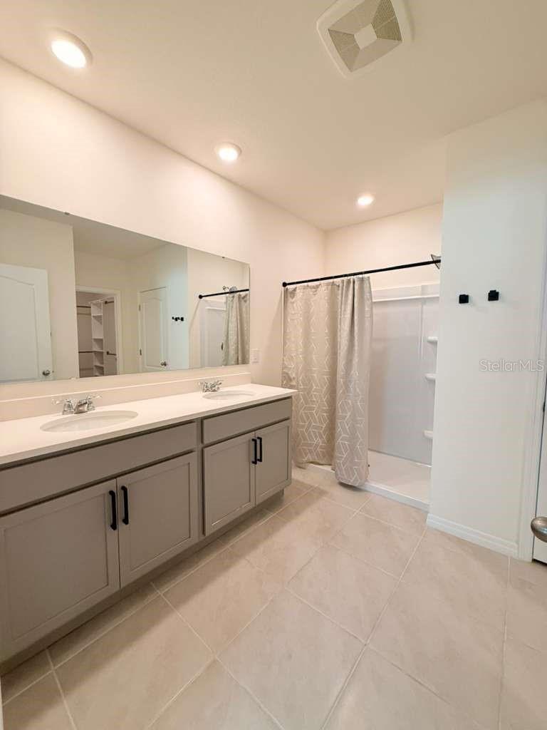 HAMMOCK RESERVE PH 4 - Residential Lease