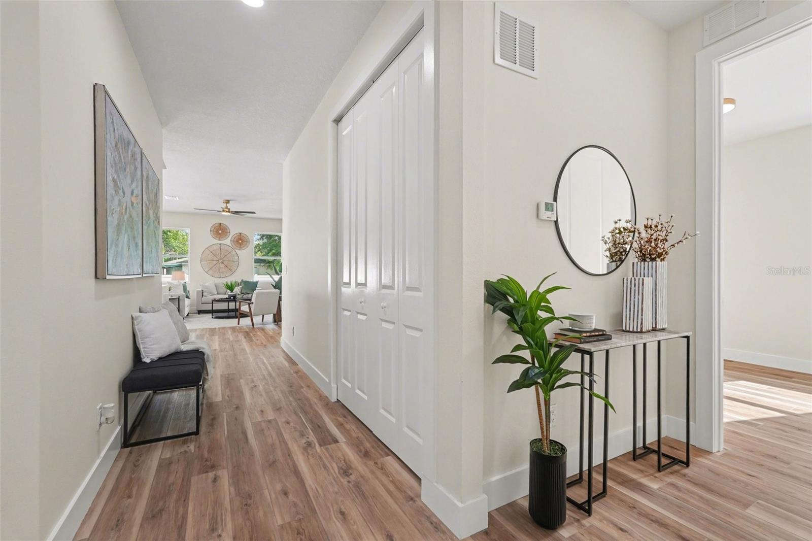 3DN | TAMPA'S NORTH SIDE COUNTRY CLUB AREA UNIT NO - Residential