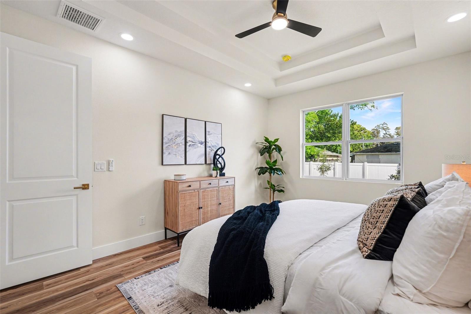 3DN | TAMPA'S NORTH SIDE COUNTRY CLUB AREA UNIT NO - Residential