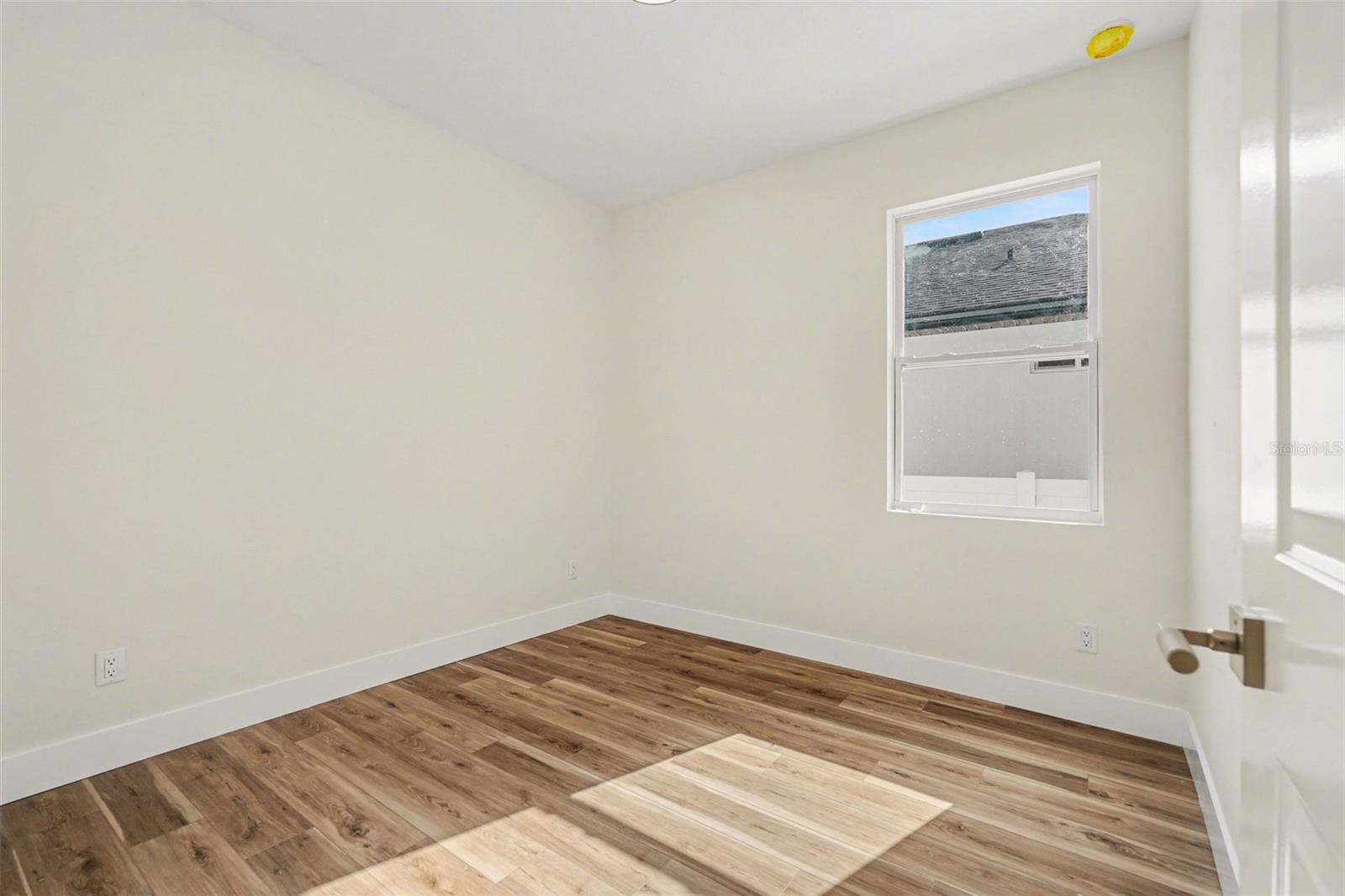 3DN | TAMPA'S NORTH SIDE COUNTRY CLUB AREA UNIT NO - Residential