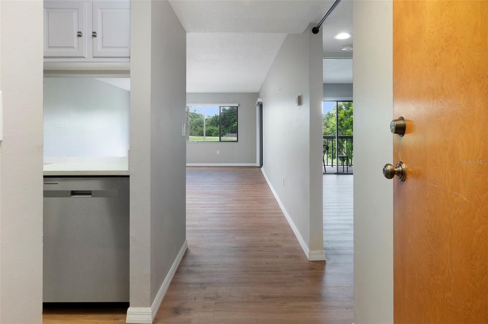 2593 COUNTRYSIDE BOULEVARD 7210