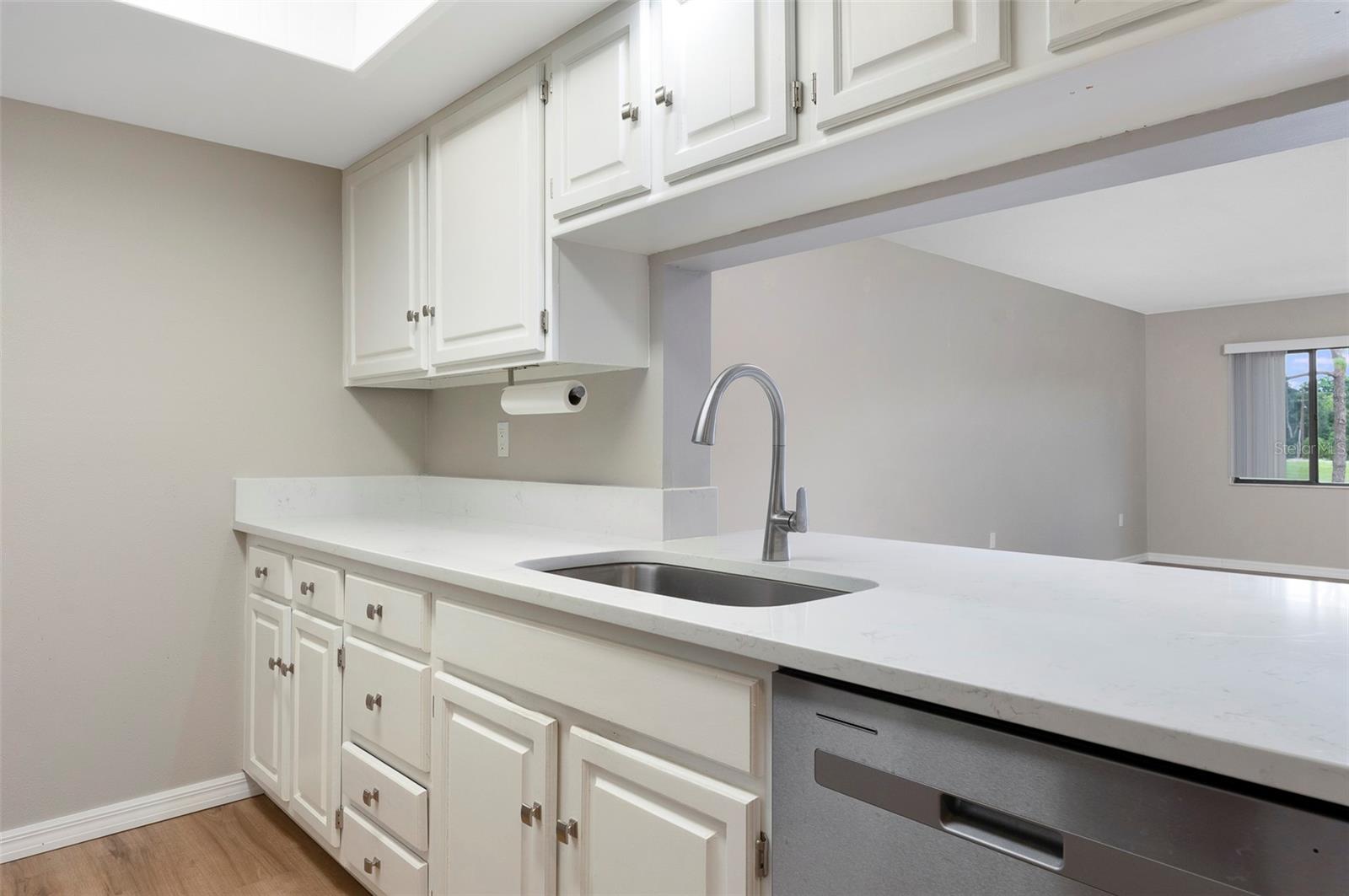 2593 COUNTRYSIDE BOULEVARD 7210