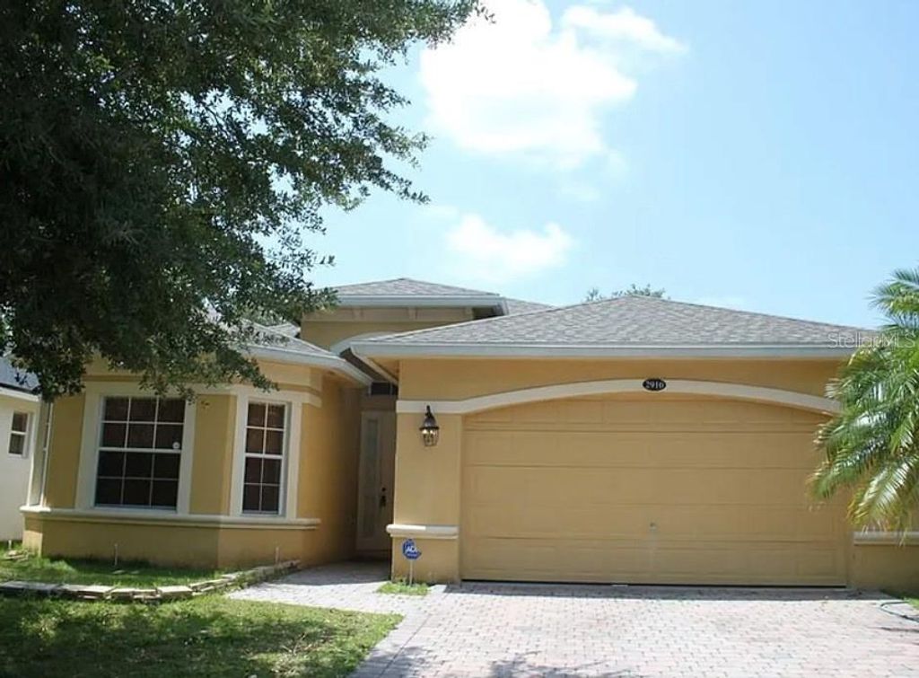 Photo of 2910 Bonita Circle, Kissimmee, FL 34744 (MLS # O6363865)