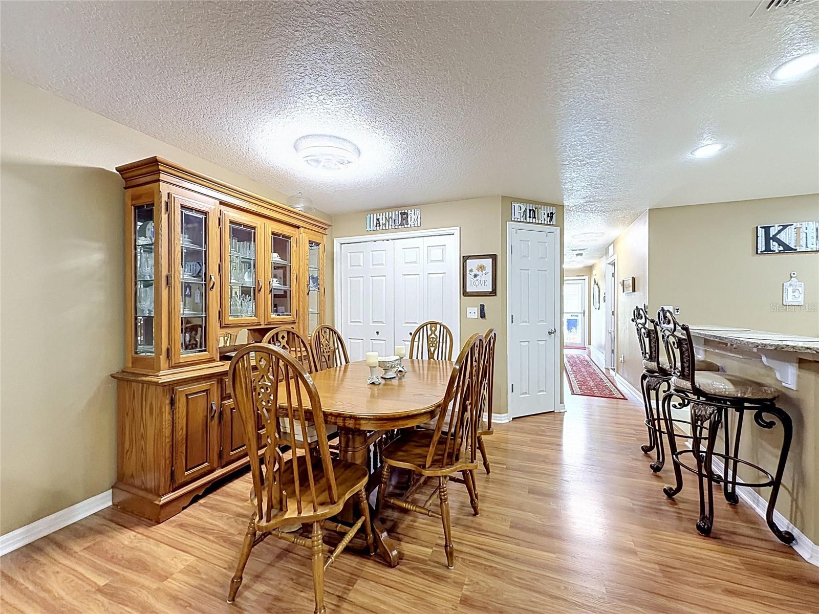 WALNUT GROVE TWNHSES - Residential