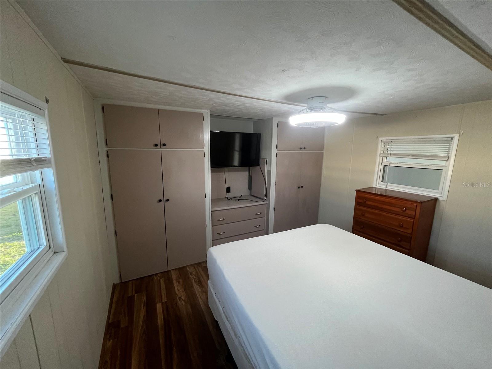 VENICE ISLE - Residential