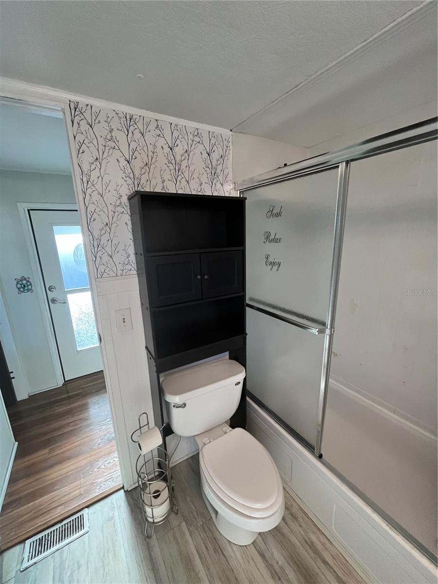 VENICE ISLE - Residential