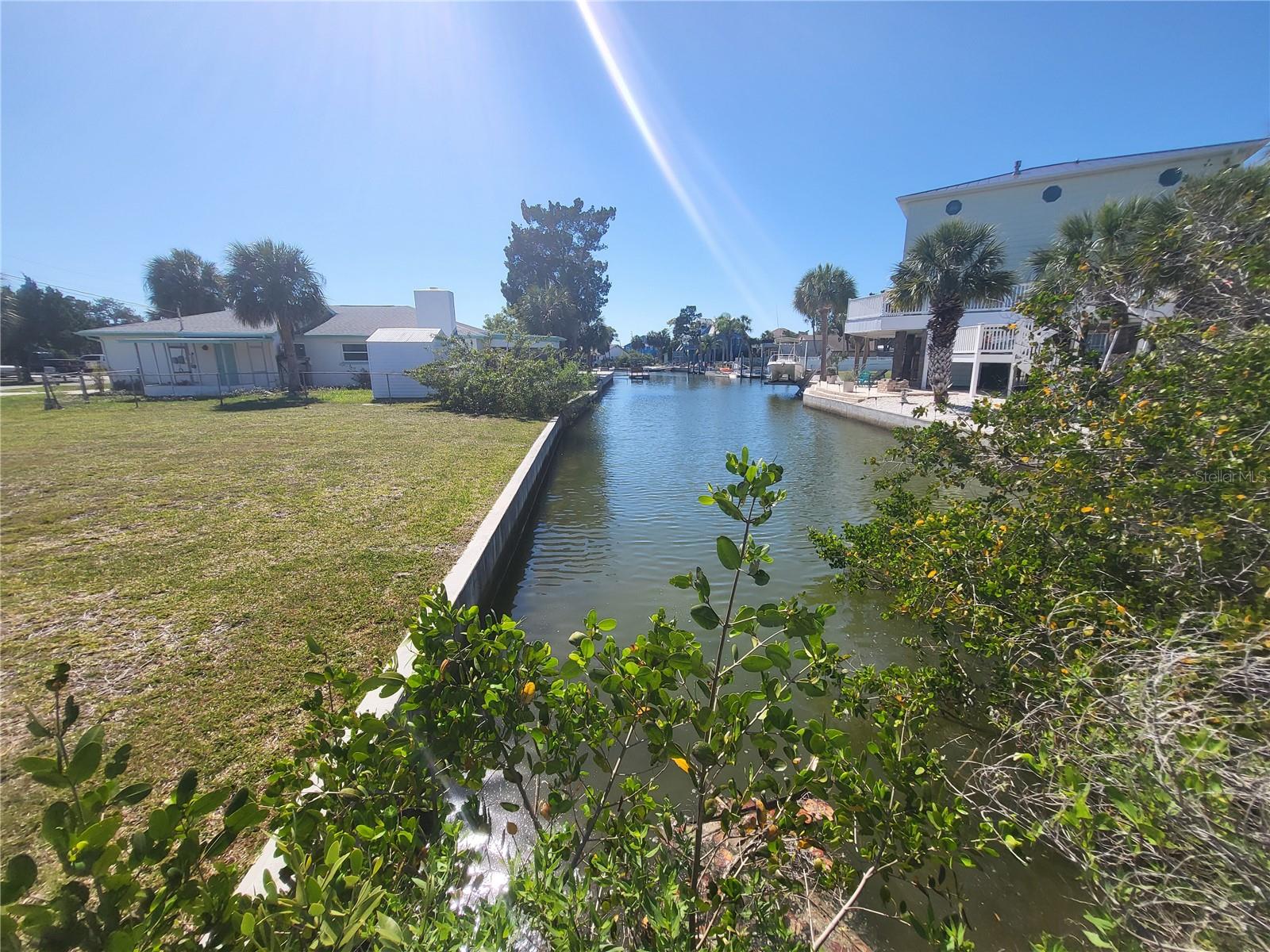 GULF COAST RET - Land