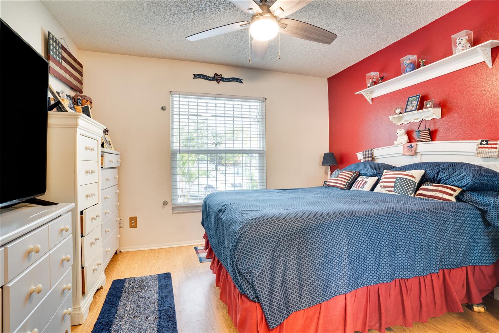 BELLE OAK VILLAS - Residential