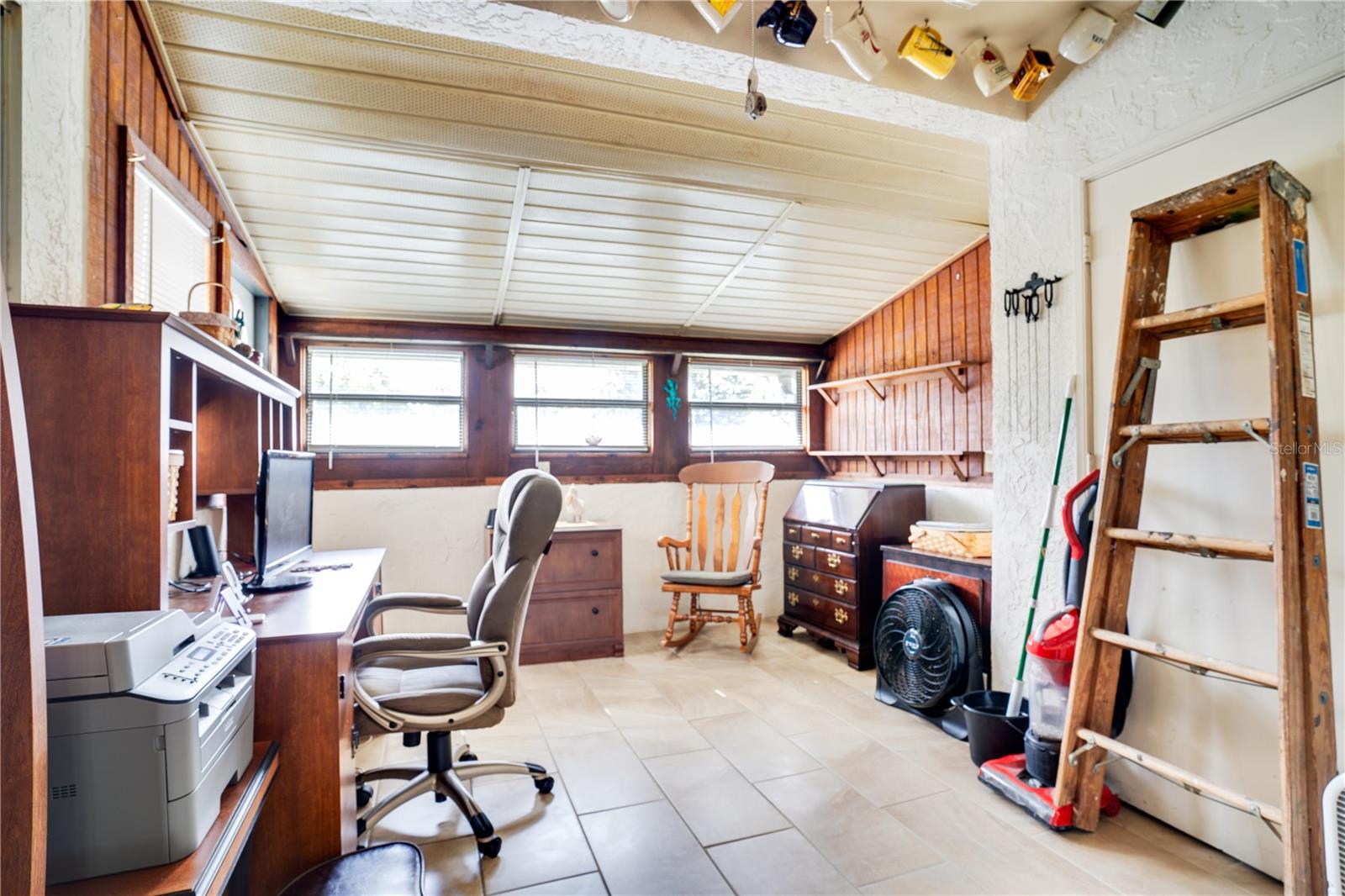 BELLE OAK VILLAS - Residential