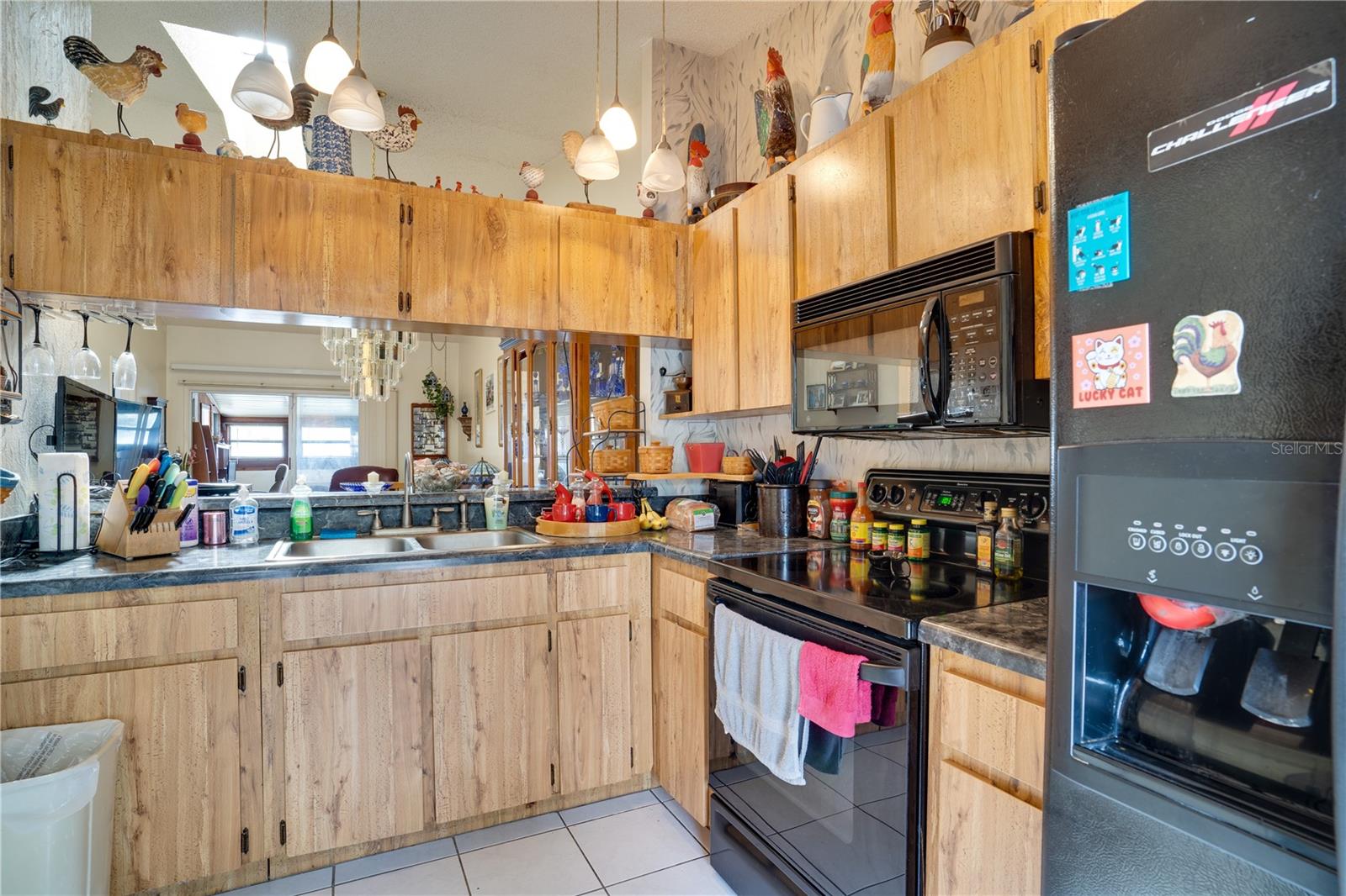 BELLE OAK VILLAS - Residential