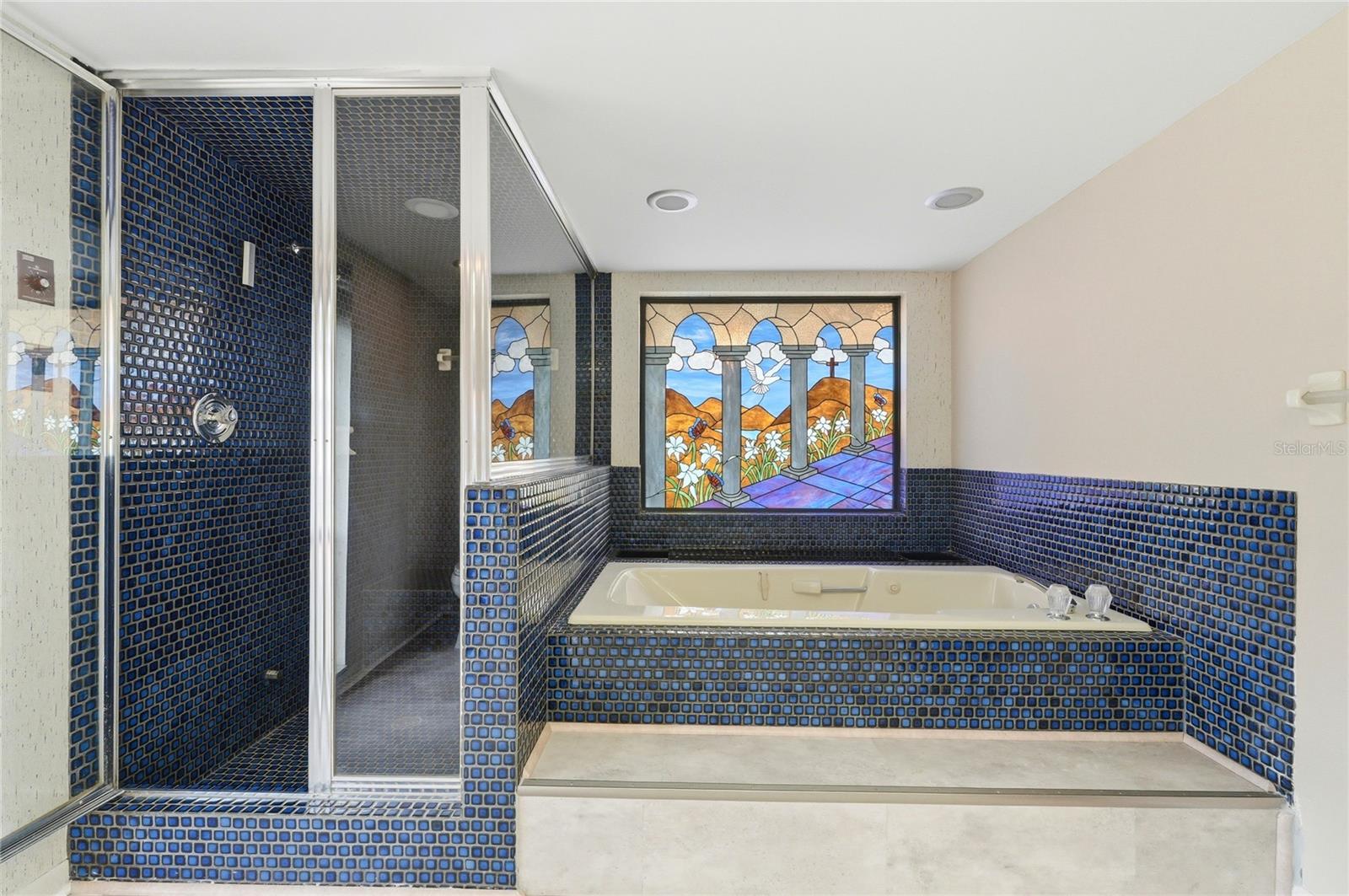 WALDEN LAKE FAIRWAY ESTATES - Residential