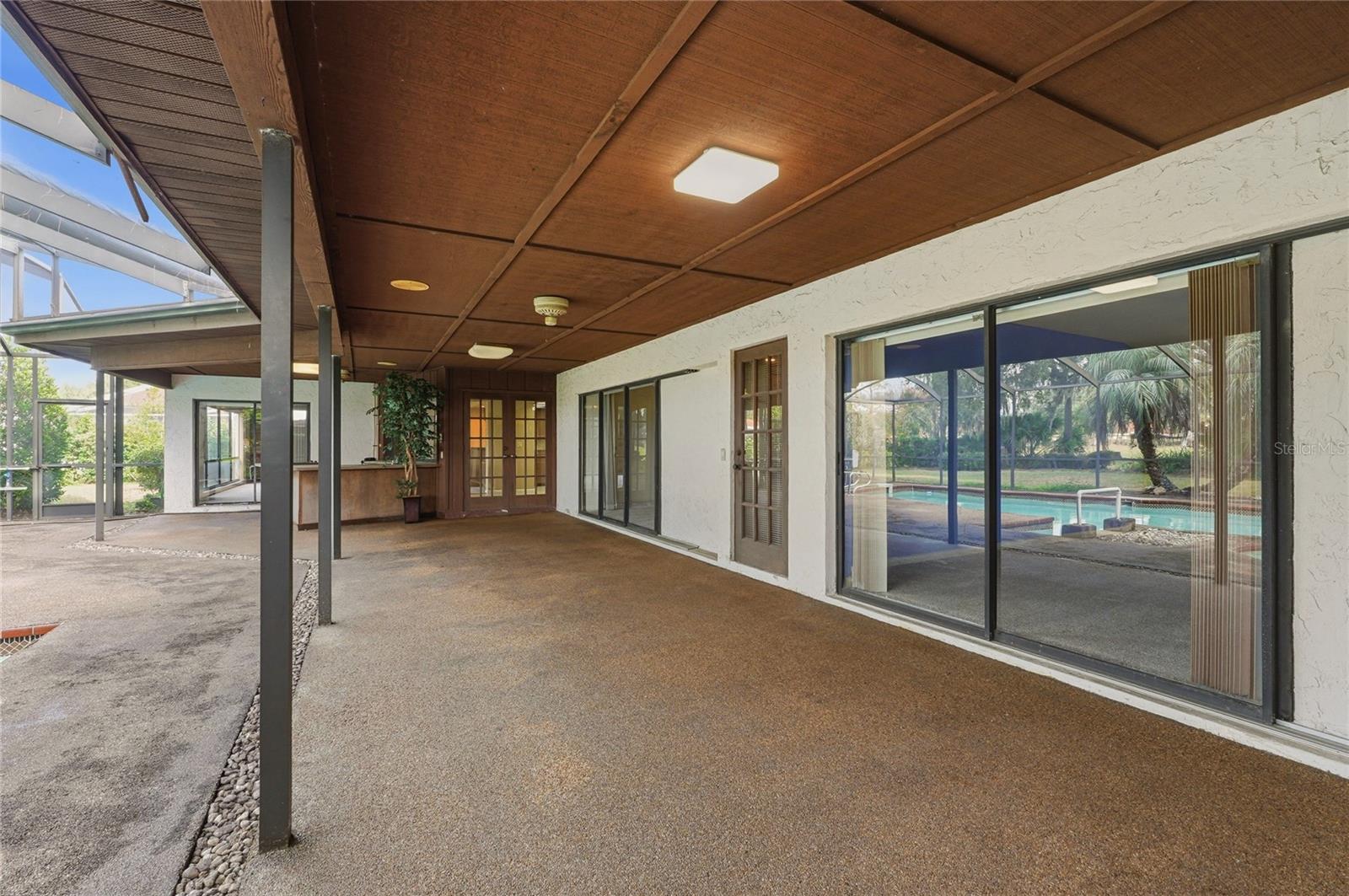 WALDEN LAKE FAIRWAY ESTATES - Residential