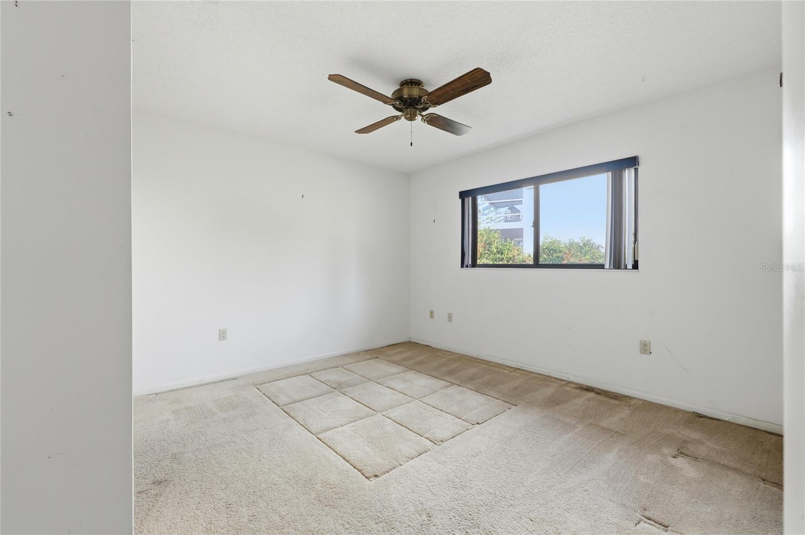 WALDEN LAKE FAIRWAY ESTATES - Residential