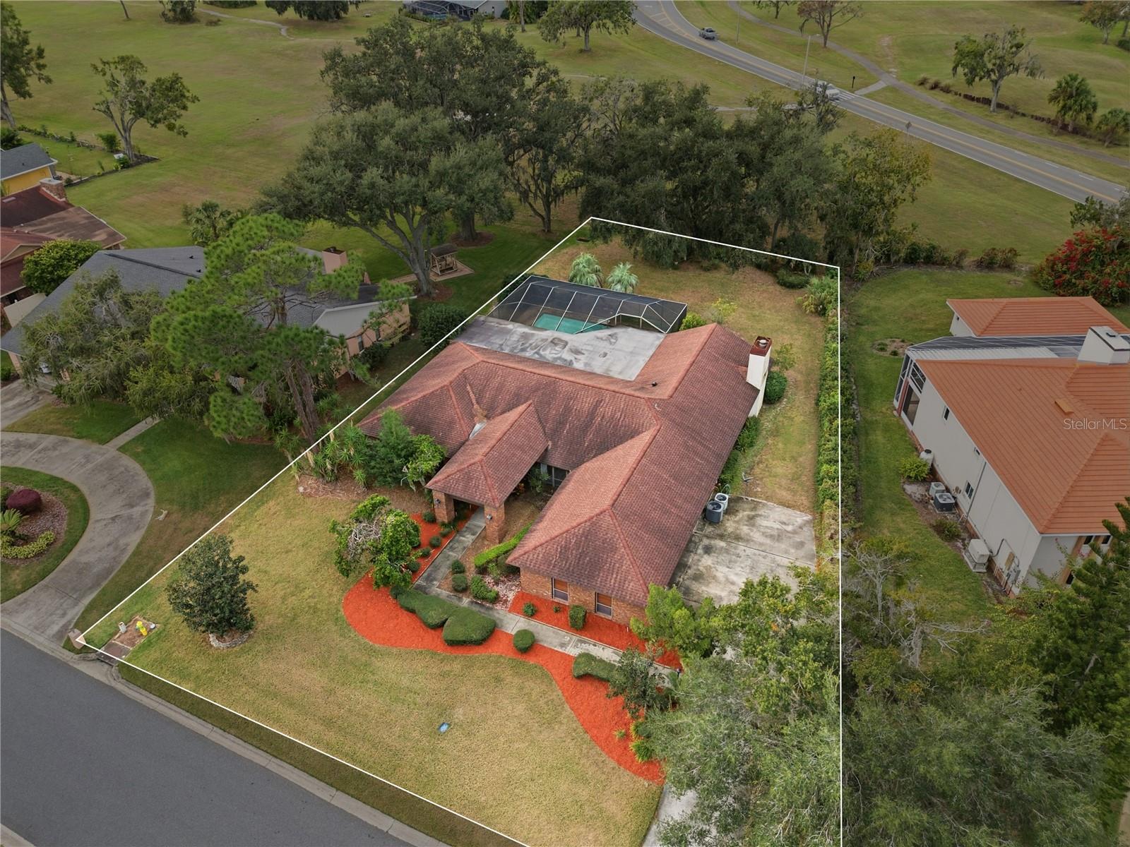 WALDEN LAKE FAIRWAY ESTATES - Residential