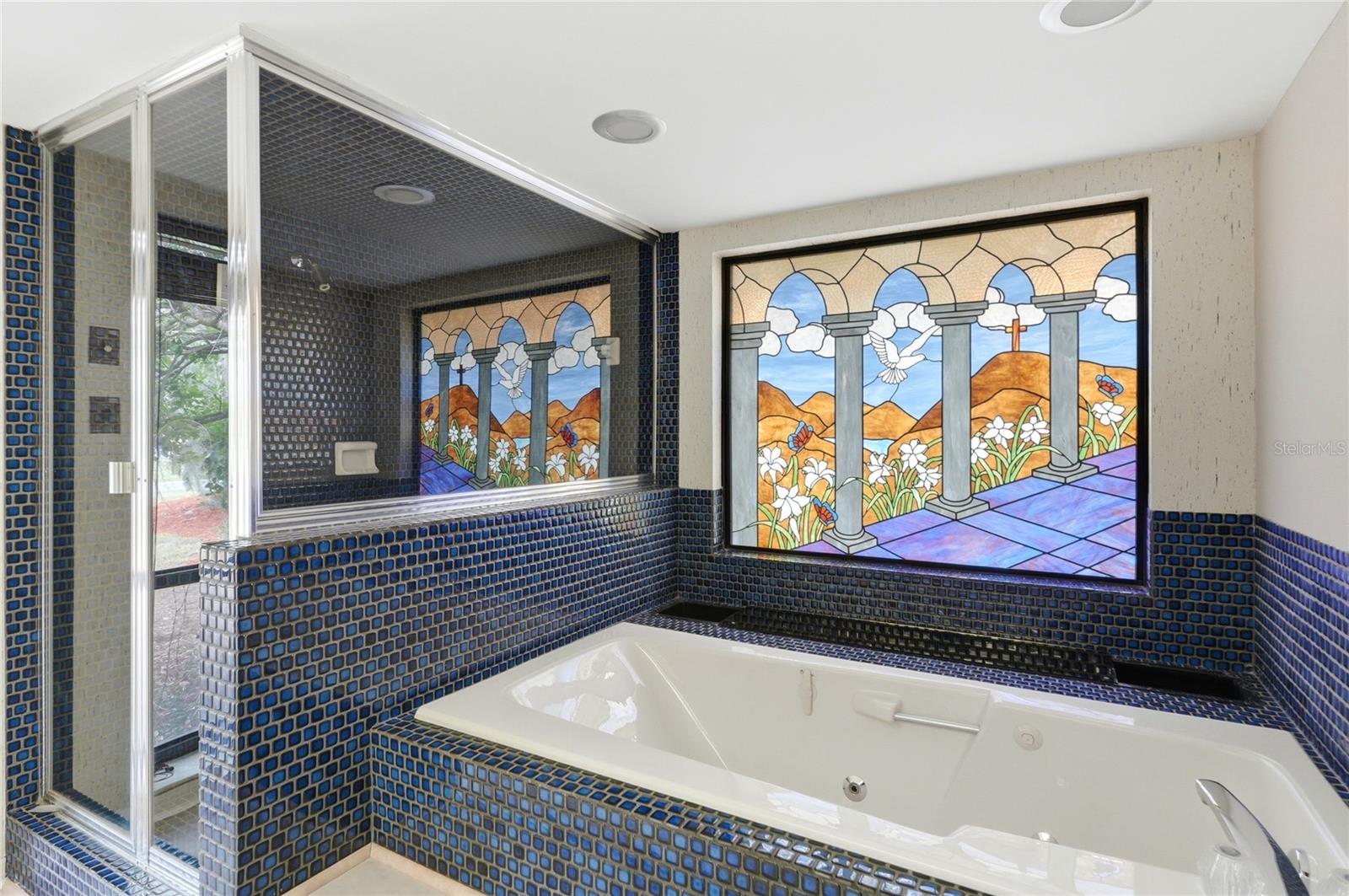 WALDEN LAKE FAIRWAY ESTATES - Residential