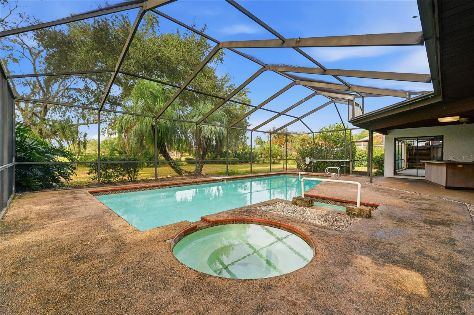 WALDEN LAKE FAIRWAY ESTATES - Residential