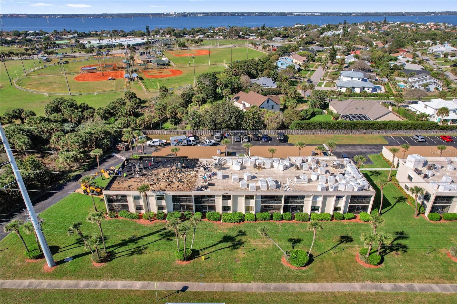 BREAKERS WEST - Residential Lease