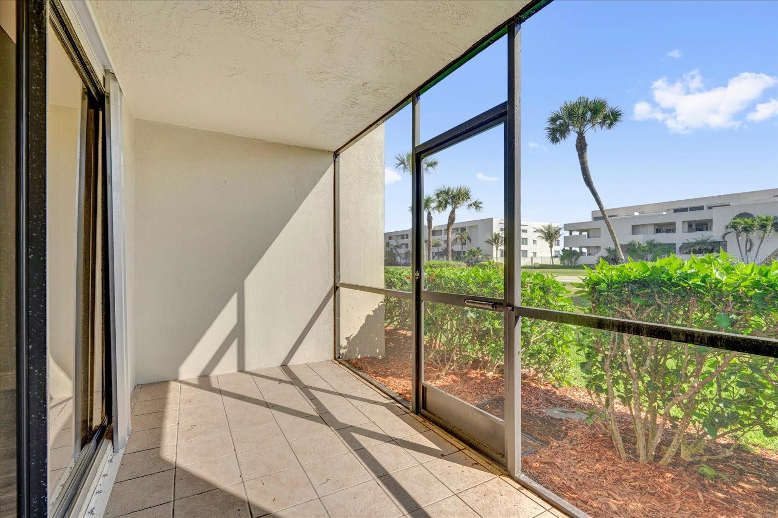 BREAKERS WEST - Residential Lease