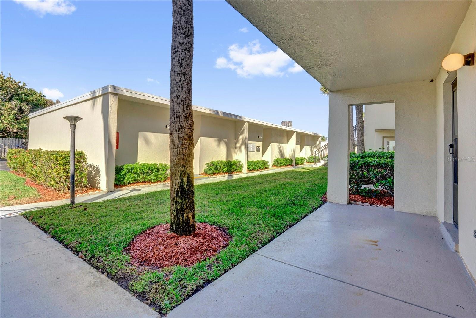 BREAKERS WEST - Residential Lease