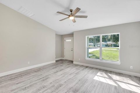 Single Family Residence in OCALA FL 17 LOCUST RADIAL 5.jpg